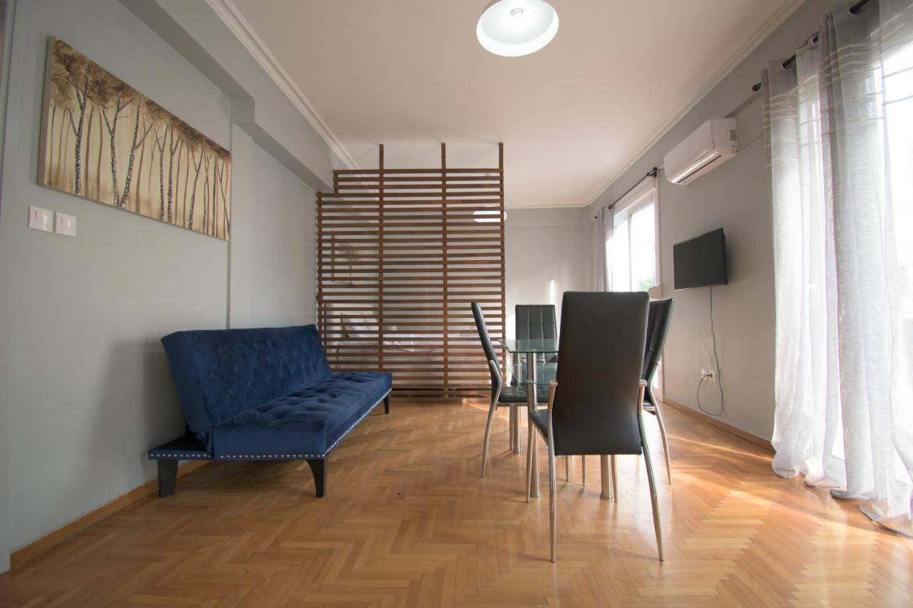 Central Cozy Flat ! Apartment Athena Bagian luar foto