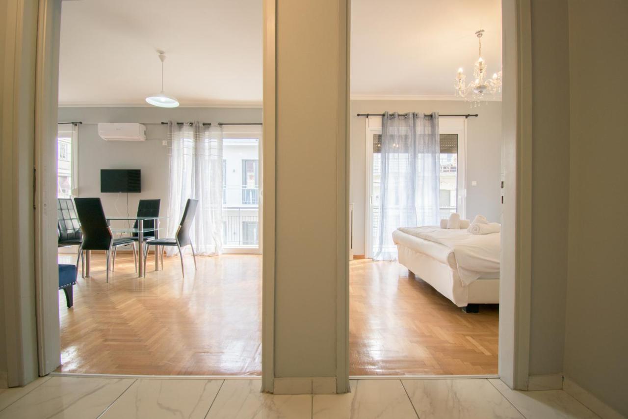 Central Cozy Flat ! Apartment Athena Bagian luar foto