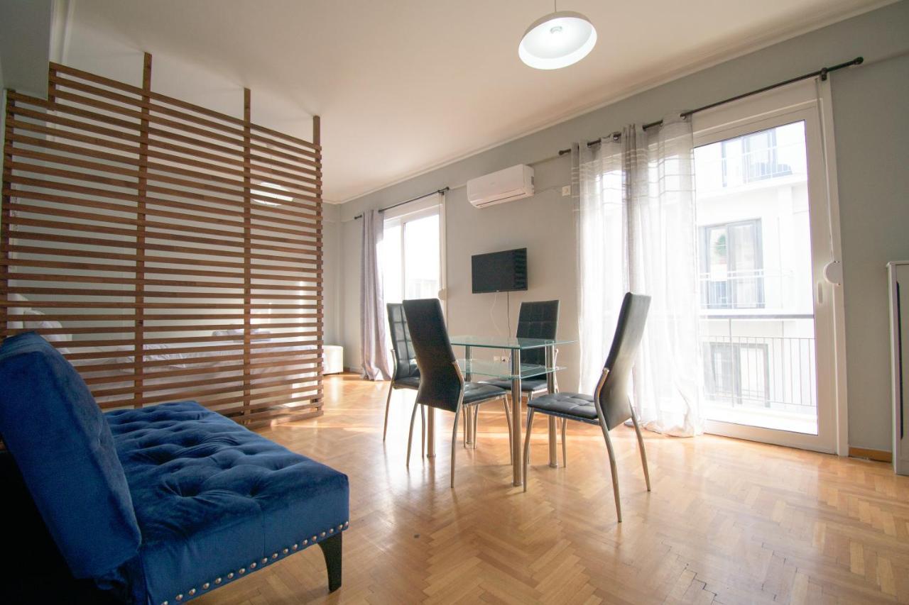 Central Cozy Flat ! Apartment Athena Bagian luar foto